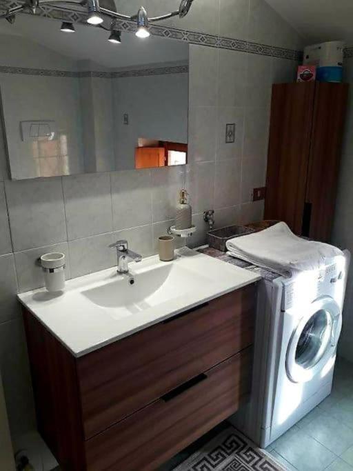 B&B Via Roma N. 12 Valfabbrica Экстерьер фото